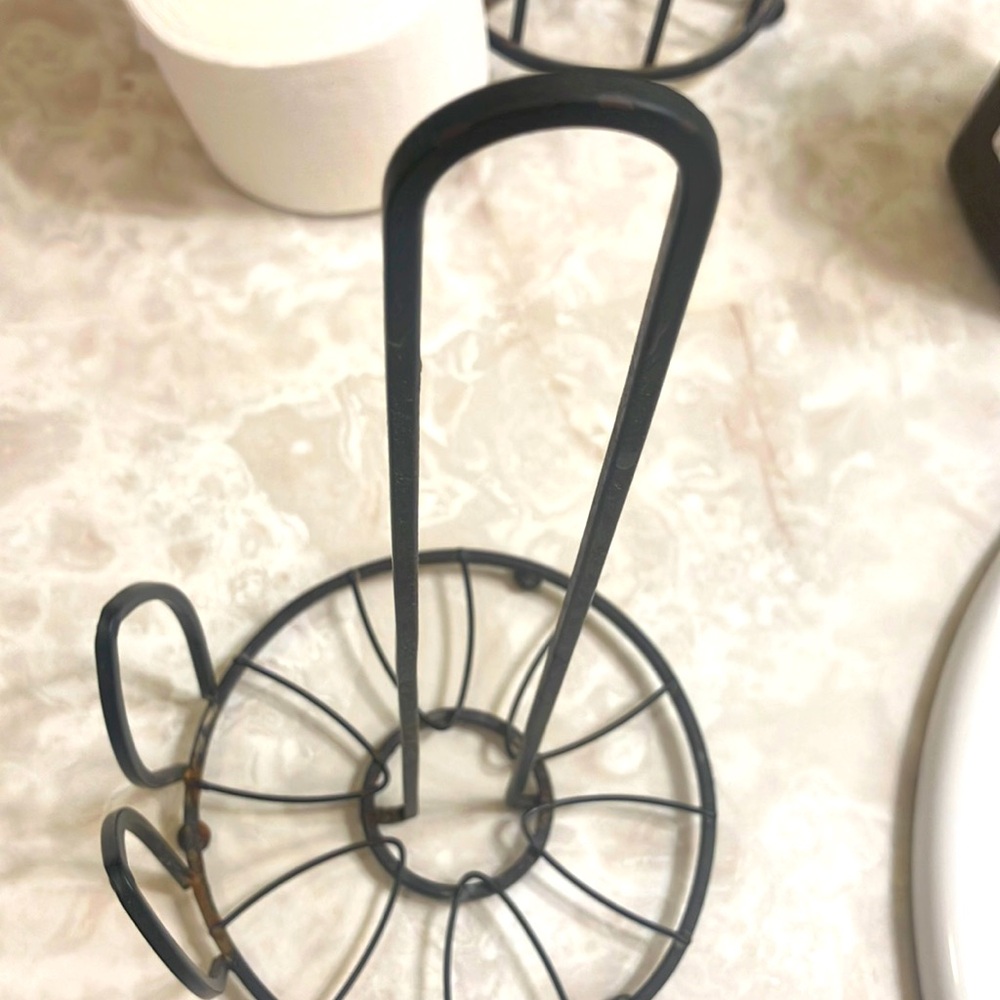 Napkin holder
